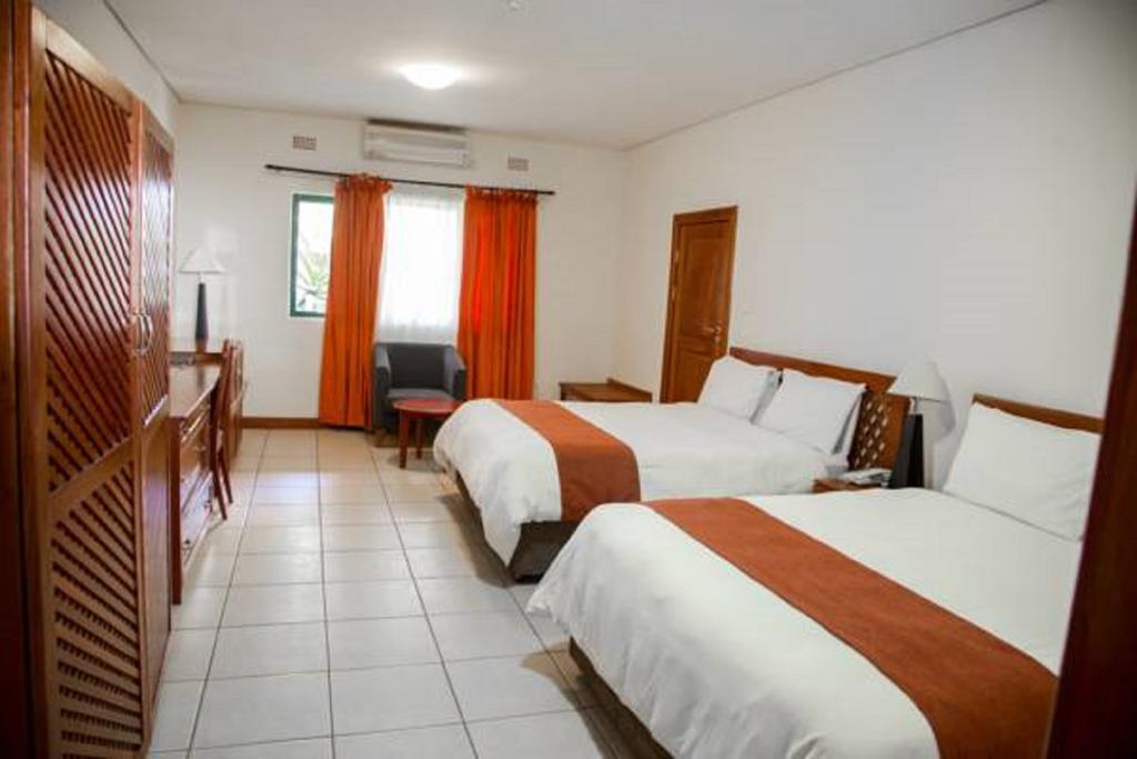 M'Kango Golfview Hotel Lusaka Exterior photo